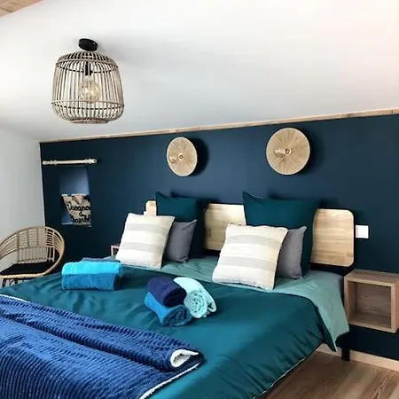 Maisonnette Jardin Jacuzzi Au Coeur De بيت للعطل *